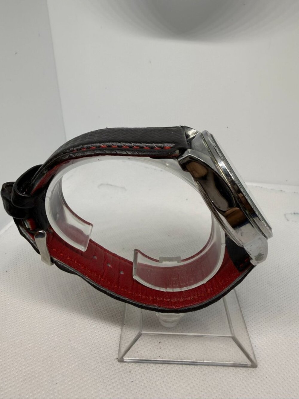 Megir 1010 Men White Dial Red Accent Chronograph Black Tachymeter Quartz Watch - Picture 7 of 12